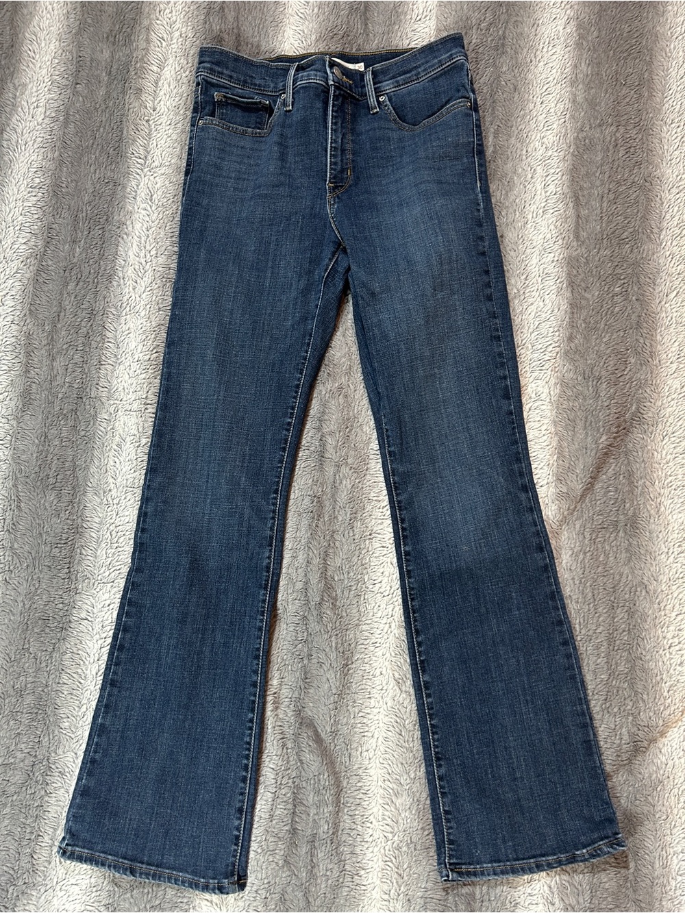 Levi's 315 Shaping Bootcut Jeans Size 30 Dark Wash Blue Denim Stretch